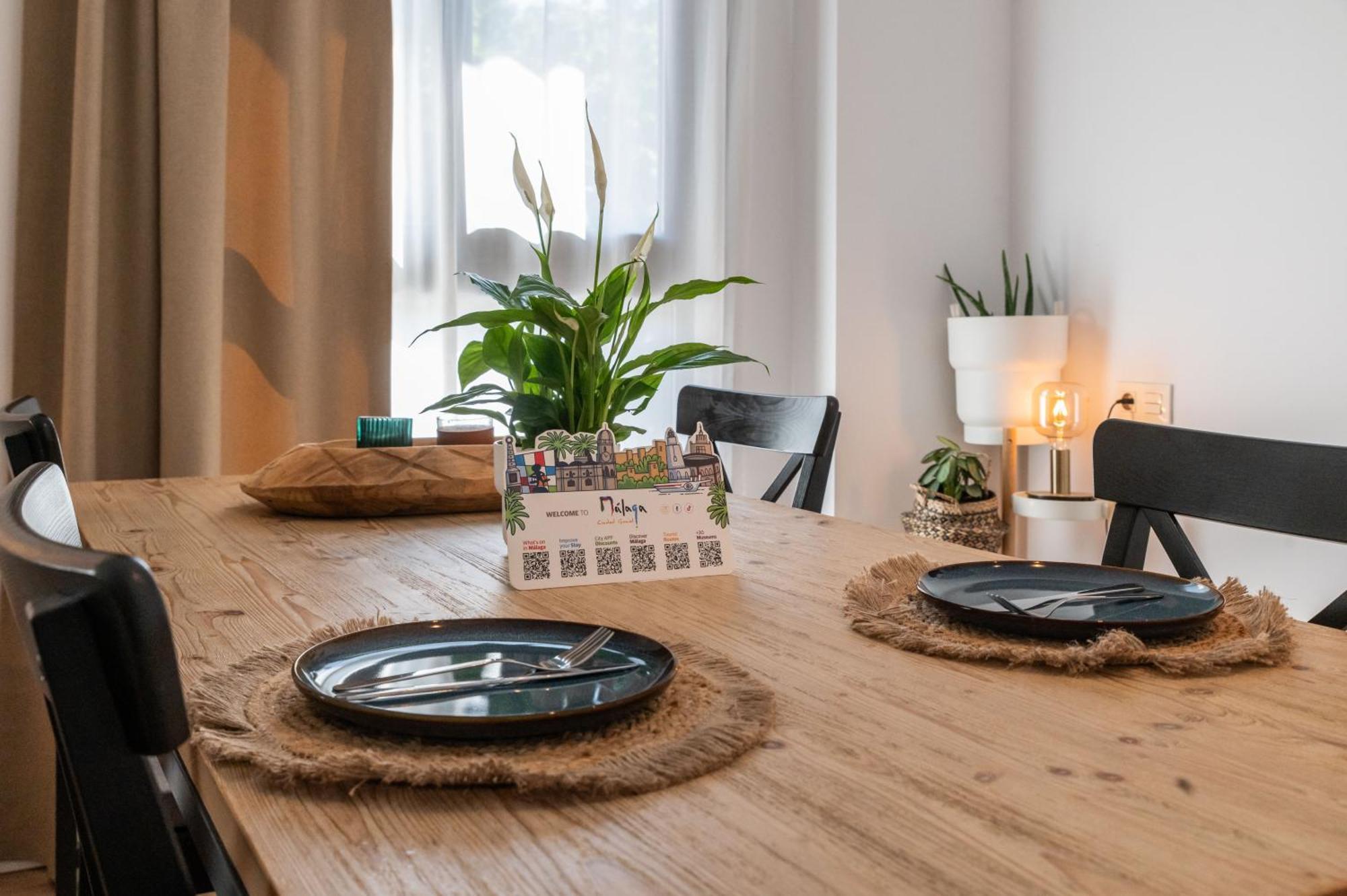 Urban Chic Loft Malaga City Center ภายนอก รูปภาพ